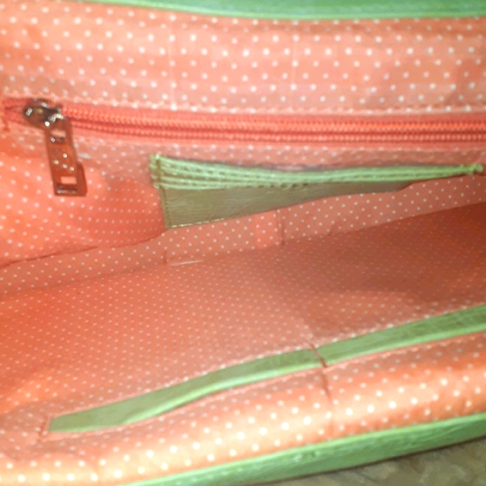 Purse - Picture 4 of 9